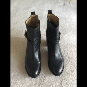 Western style Frye black leather booties size 9,5